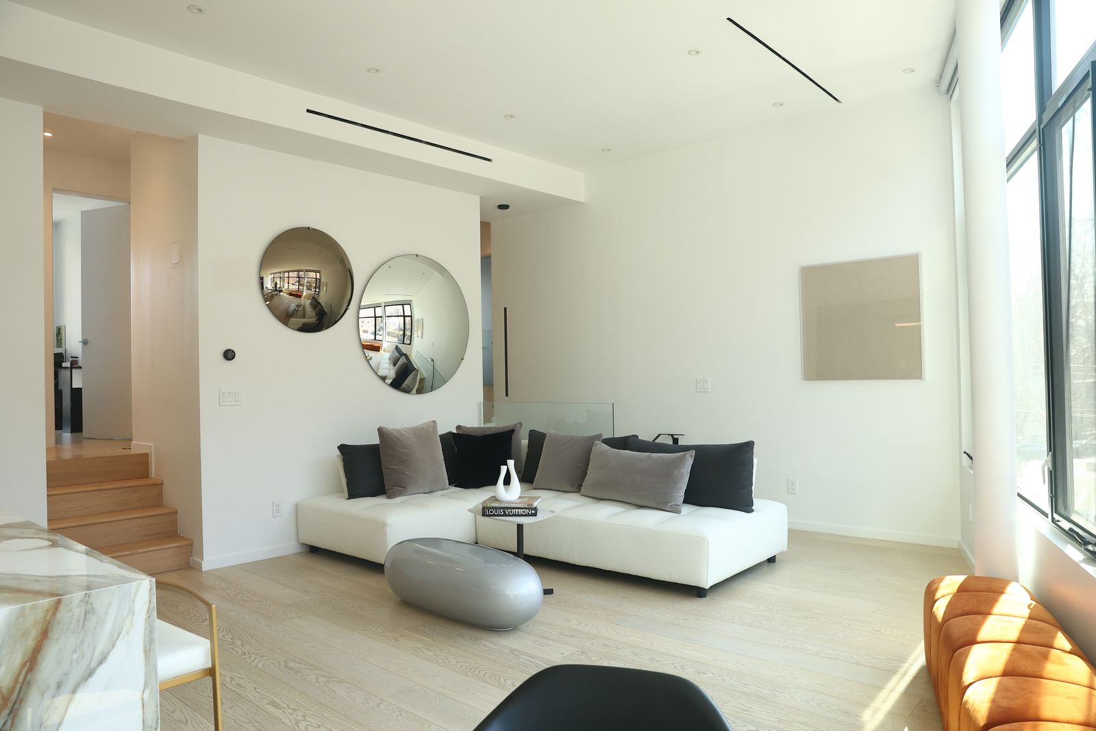 townhouse.jpg